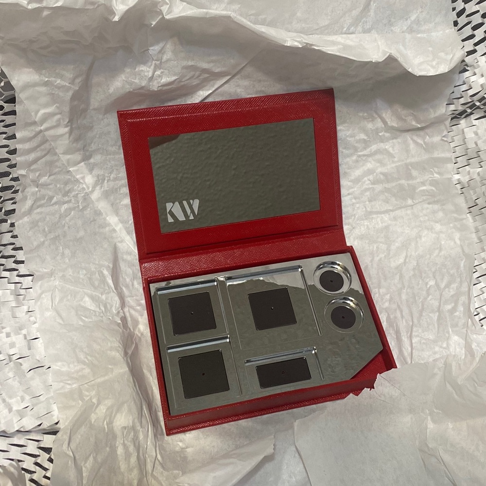 NIB Kjaer Weis Collectors Kit Mirrored Palette